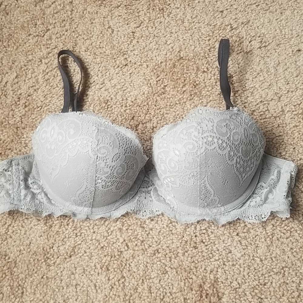 Gilligan and O'Malley grey lace push-up bra 34B
